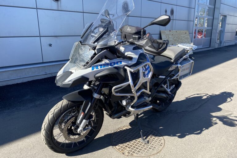 BMW - R - 1200GS Adventure / Navi / Laukut / Dynamic ESA / Vakkari / Driving modes PRO // - Moottoripyörä