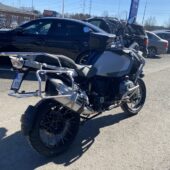 BMW - R - 1200GS Adventure // Juuri saapunut! / Dynamic ESA / 3x Laukut / Raudat / LED / Lisävalot // - Moottoripyörä