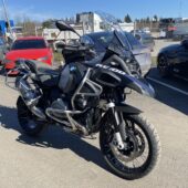 BMW - R - 1200GS Adventure // Juuri saapunut! / Dynamic ESA / 3x Laukut / Raudat / LED / Lisävalot // - Moottoripyörä