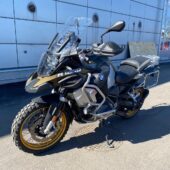 BMW - R - 1250 GS Adventure // 2x Laukut / Dynamic ESA / Shifter PRO / Keyless / Driving modes PRO / Vakkari // - Moottoripyörä