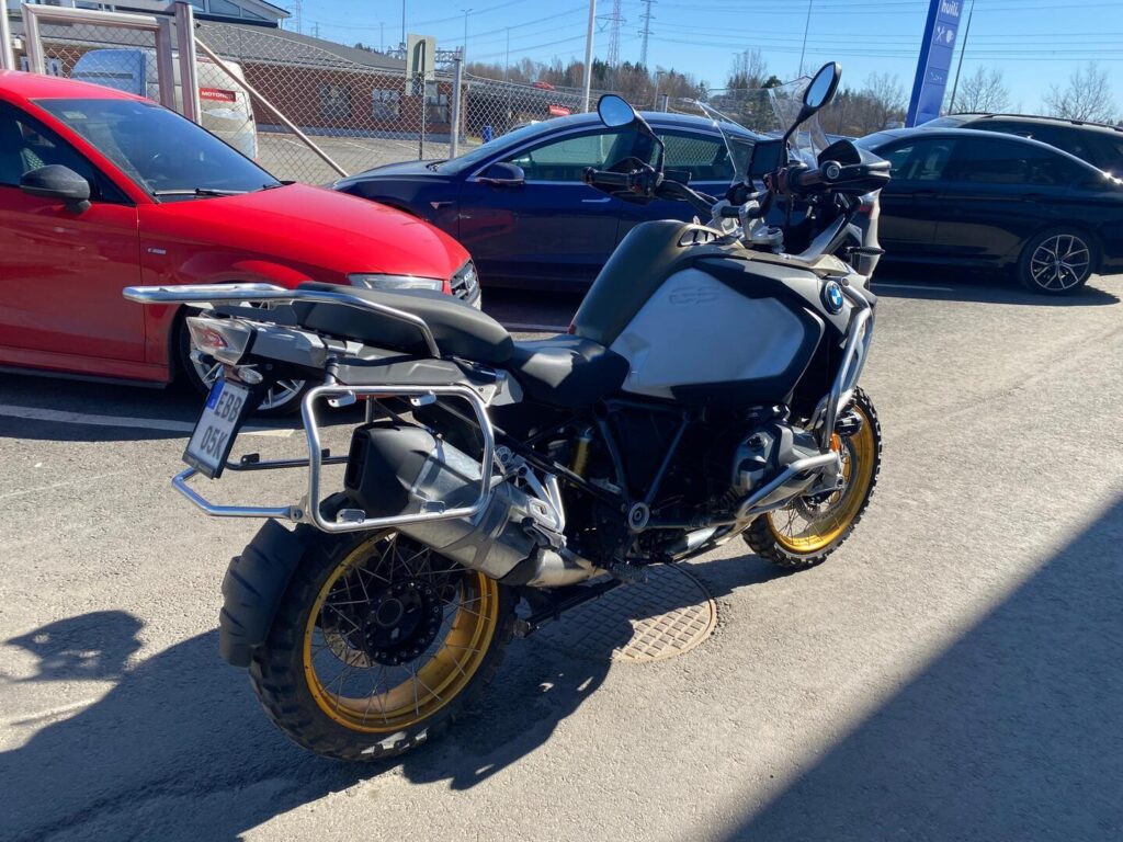 BMW - R - 1250 GS Adventure // 2x Laukut / Dynamic ESA / Shifter PRO / Keyless / Driving modes PRO / Vakkari // BMW - R - 1250 GS Adventure // 2x Laukut / Dynamic ESA / Shifter PRO / Keyless / Driving modes PRO / Vakkari // - Moottoripyörä