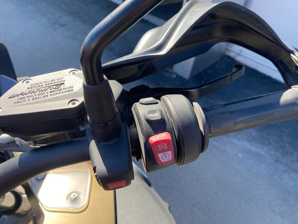 BMW - R - 1250 GS Adventure // 2x Laukut / Dynamic ESA / Shifter PRO / Keyless / Driving modes PRO / Vakkari // BMW - R - 1250 GS Adventure // 2x Laukut / Dynamic ESA / Shifter PRO / Keyless / Driving modes PRO / Vakkari // - Moottoripyörä