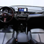 BMW - X1 - F48 xDrive25e A Business M Sport // Koukku / Sporttinahat / Tutkat / LED / Vakkari / - Farmari