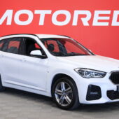 BMW - X1 - F48 xDrive25e A Business M Sport // Koukku / Sporttinahat / Tutkat / LED / Vakkari / - Farmari