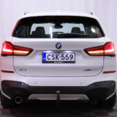 BMW - X1 - F48 xDrive25e A Business M Sport // Koukku / Sporttinahat / Tutkat / LED / Vakkari / - Farmari