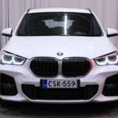 BMW - X1 - F48 xDrive25e A Business M Sport // Koukku / Sporttinahat / Tutkat / LED / Vakkari / - Farmari