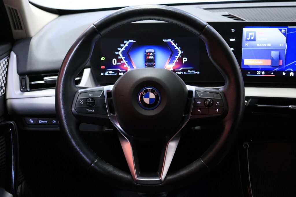 tuotekuva-BMW-X1-MVJ-657-2026-04-09-145506-16 tuotekuva-BMW-X1-MVJ-657-2026-04-09-145506-16