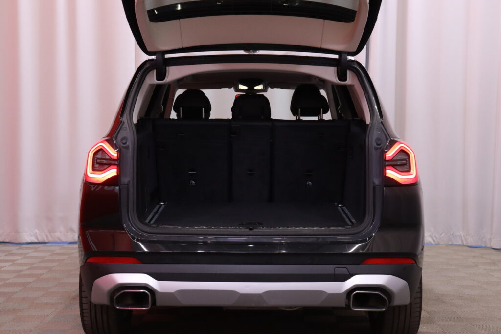 tuotekuva-BMW-X3-EUM-485-2026-04-22-085004-35 tuotekuva-BMW-X3-EUM-485-2026-04-22-085004-35