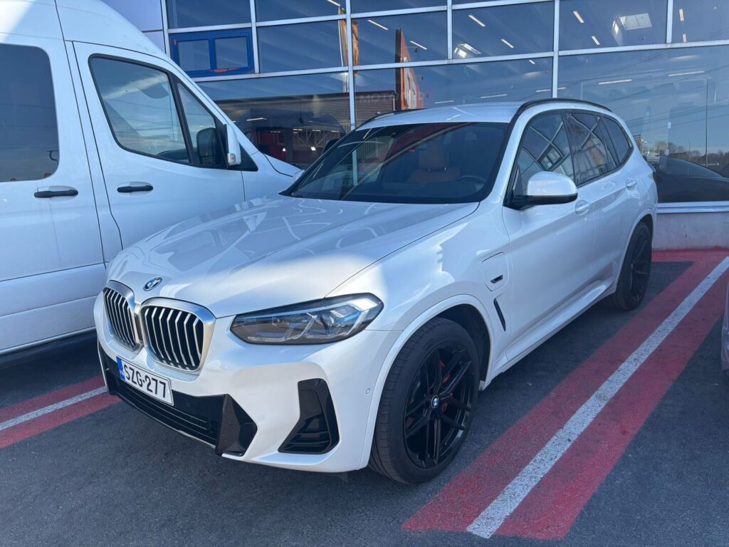 BMW - X3 - G01 xDrive 30e A Charged Edition M Sport - Maastoauto