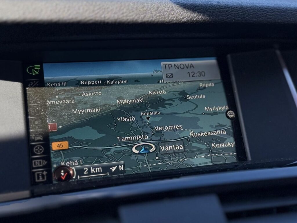 BMW - X4 - F26 LCI xDrive20d A Business M Sport BMW - X4 - F26 LCI xDrive20d A Business M Sport - Sedan