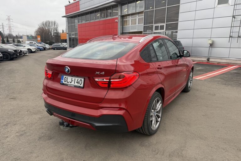 BMW - X4 - F26 xDrive30d TwinPower Turbo A M-Sport //Suomi-auto / Webasto / Kattoluukku / Koukku / Hifi / Prof. Navi / - Maastoauto