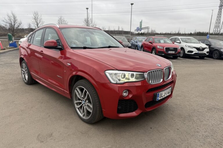 BMW - X4 - F26 xDrive30d TwinPower Turbo A M-Sport //Suomi-auto / Webasto / Kattoluukku / Koukku / Hifi / Prof. Navi / - Maastoauto