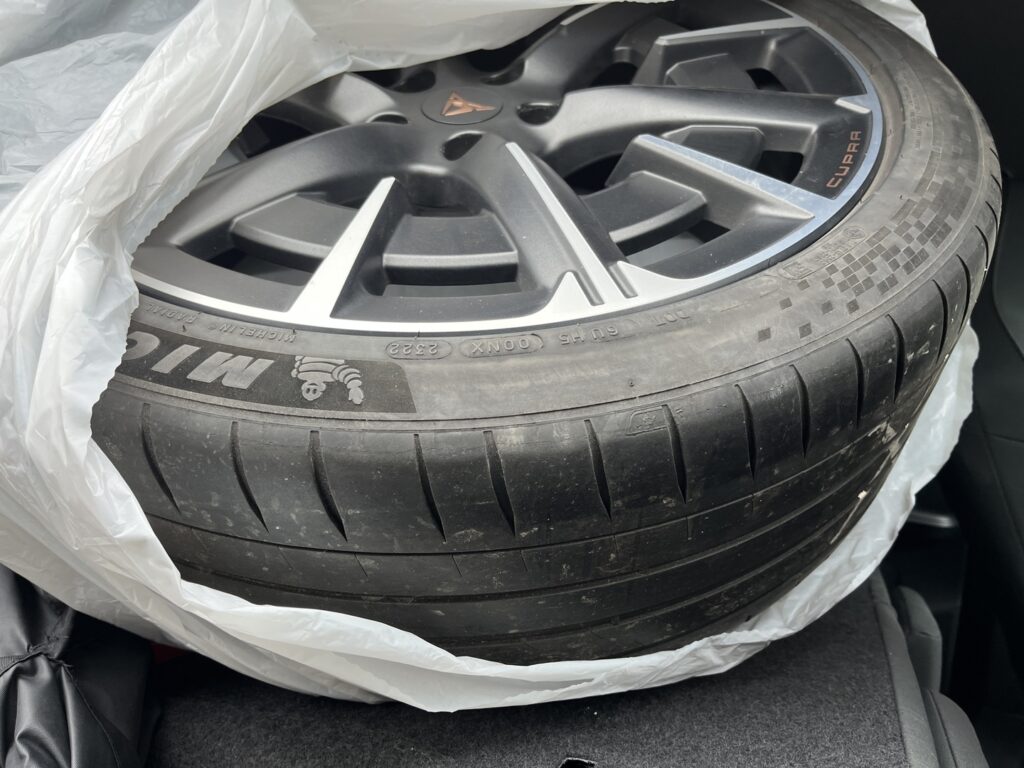 Cupra - Born - BORN 170 KW 58/62 KWH Cupra - Born - BORN 170 KW 58/62 KWH - Farmari