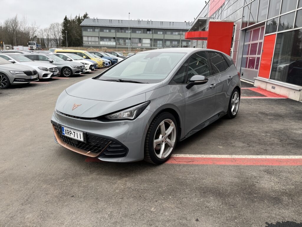 Cupra - Born - BORN 170 KW 58/62 KWH Cupra - Born - BORN 170 KW 58/62 KWH - Farmari