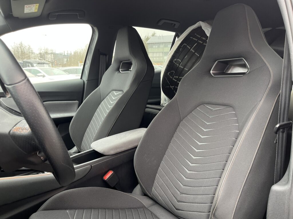 Cupra - Born - BORN 170 KW 58/62 KWH Cupra - Born - BORN 170 KW 58/62 KWH - Farmari