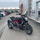 DUCATI - DIAVEL - 1200 Carbon // Juuri tullut! / Termignoni / Brembo / ABS / Huoltokirja // - Moottoripyörä