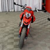 DUCATI - HYPERMOTARD - 1100 // Juuri saapunut! / Suomi-pyörä / Hiilikuitu / Termignoni / Huoltokirja // - Moottoripyörä