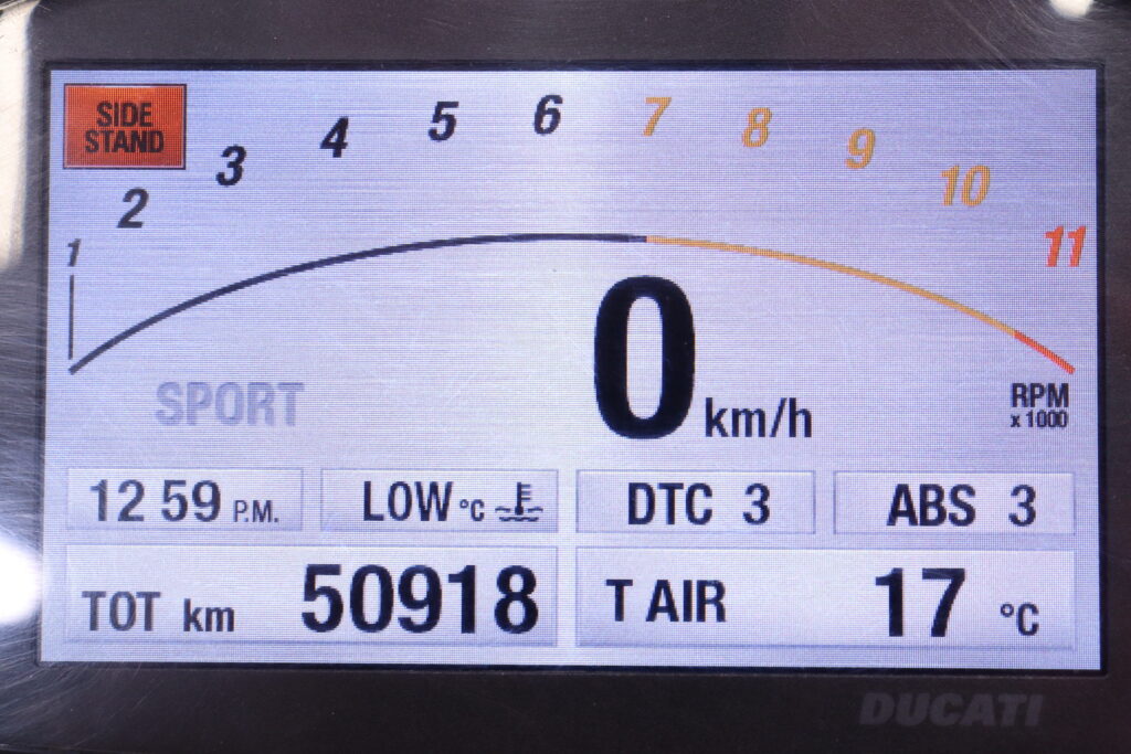 Ducati - MONSTER - 1200 // Juuri saapunut / Suomi pyörä / Termignoni / Laukut // Ducati - MONSTER - 1200 // Juuri saapunut / Suomi pyörä / Termignoni / Laukut // - Moottoripyörä