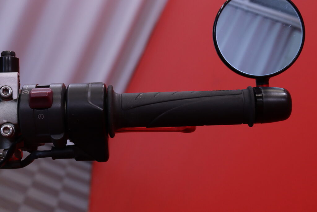 Ducati - MONSTER - 1200 // Juuri saapunut / Suomi pyörä / Termignoni / Laukut // Ducati - MONSTER - 1200 // Juuri saapunut / Suomi pyörä / Termignoni / Laukut // - Moottoripyörä