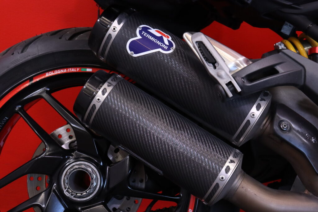 Ducati - MONSTER - 1200 // Juuri saapunut / Suomi pyörä / Termignoni / Laukut // Ducati - MONSTER - 1200 // Juuri saapunut / Suomi pyörä / Termignoni / Laukut // - Moottoripyörä