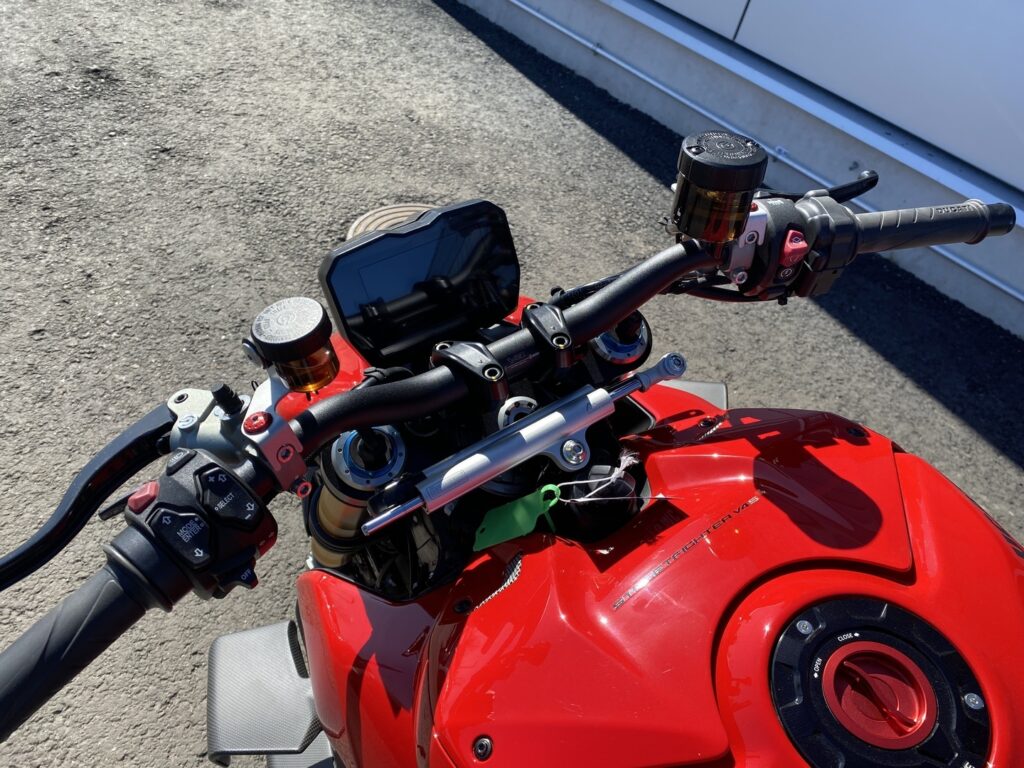 Ducati - Streetfighter - V4S // Merkkihuollettu! / Öhlins / DQS / DWS / DSC / DTC // Ducati - Streetfighter - V4S // Merkkihuollettu! / Öhlins / DQS / DWS / DSC / DTC // - Moottoripyörä