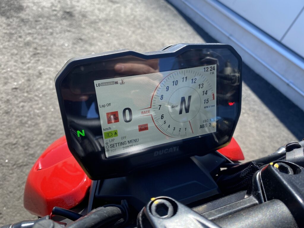 Ducati - Streetfighter - V4S // Merkkihuollettu! / Öhlins / DQS / DWS / DSC / DTC // Ducati - Streetfighter - V4S // Merkkihuollettu! / Öhlins / DQS / DWS / DSC / DTC // - Moottoripyörä