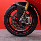 Ducati - Supersport - 950 S // Akrapovic kokoputkisto / Huoltkokirja / Shifter / Hiilikuitu-osaa  // - Moottoripyörä