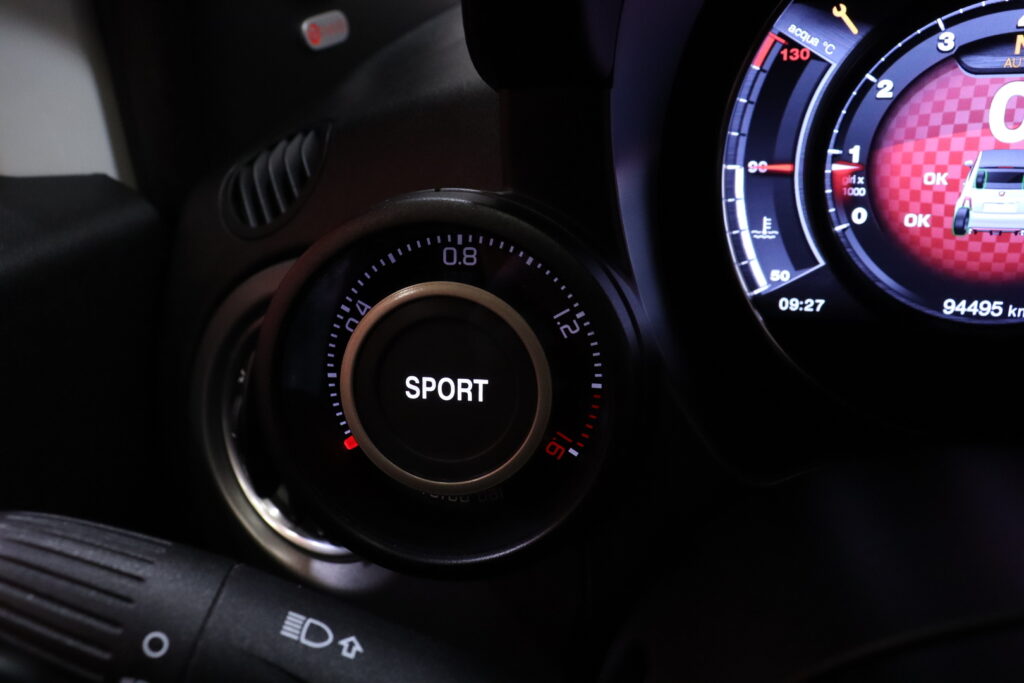 tuotekuva-Fiat-Abarth-500-EPX-399-2026-04-10-160604-19 tuotekuva-Fiat-Abarth-500-EPX-399-2026-04-10-160604-19