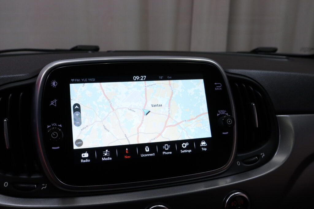 tuotekuva-Fiat-Abarth-500-EPX-399-2026-04-10-160604-21 tuotekuva-Fiat-Abarth-500-EPX-399-2026-04-10-160604-21