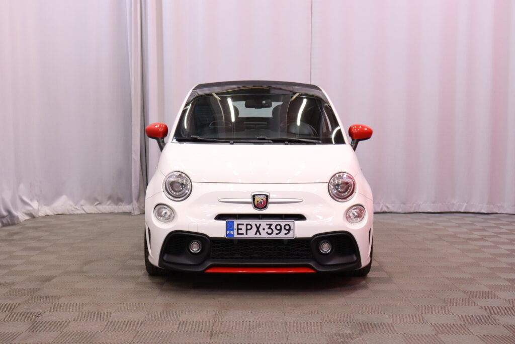 Fiat-Abarth - 500 - Abarth 595 Turismo Cabrio Fiat-Abarth - 500 - Abarth 595 Turismo Cabrio - Viistoperä