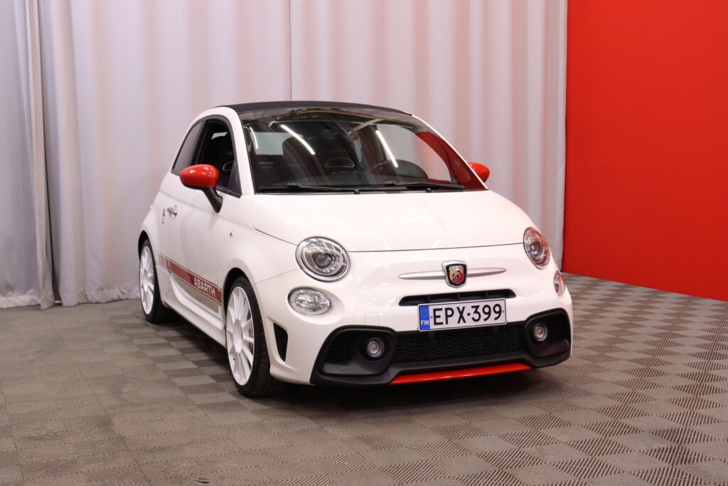 Fiat-Abarth - 500 - Abarth 595 Turismo Cabrio Fiat-Abarth - 500 - Abarth 595 Turismo Cabrio - Viistoperä