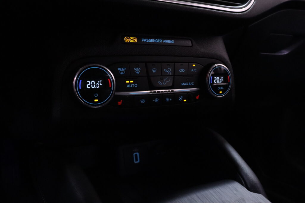 tuotekuva-Ford-Focus-GNY-840-2026-04-02-133505-23 tuotekuva-Ford-Focus-GNY-840-2026-04-02-133505-23