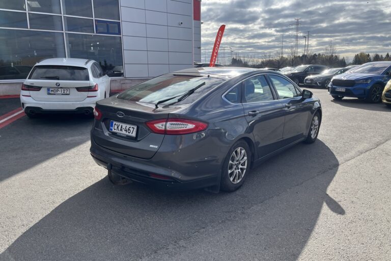 Ford - Mondeo - 1,5 TDCi 120hv ECOnetic M6 Titanium Business 5D - Viistoperä