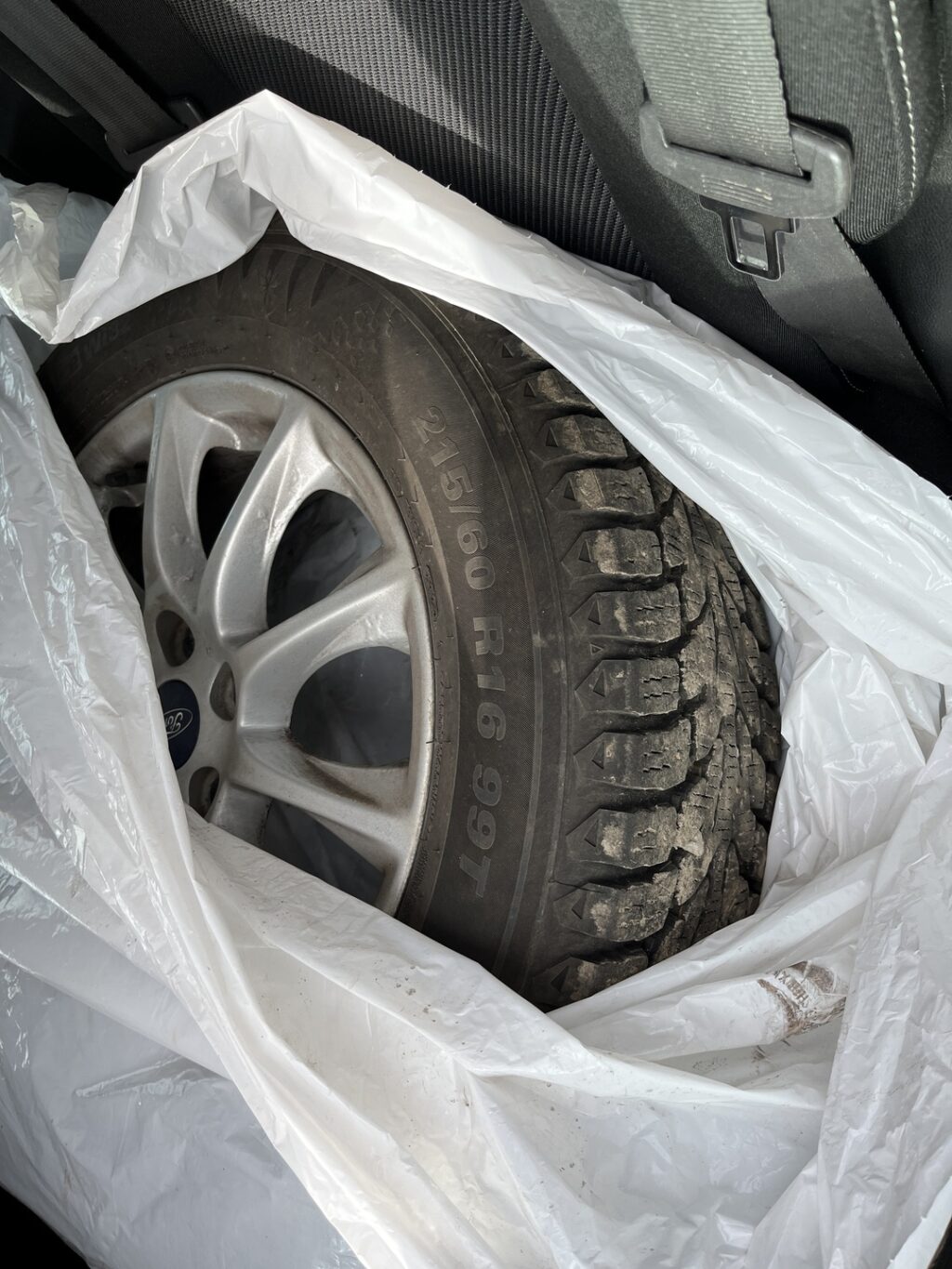 Ford - Mondeo - 1,5 TDCi 120hv ECOnetic M6 Titanium Business 5D Ford - Mondeo - 1,5 TDCi 120hv ECOnetic M6 Titanium Business 5D - Viistoperä