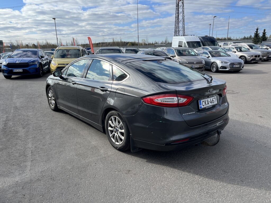 Ford - Mondeo - 1,5 TDCi 120hv ECOnetic M6 Titanium Business 5D Ford - Mondeo - 1,5 TDCi 120hv ECOnetic M6 Titanium Business 5D - Viistoperä