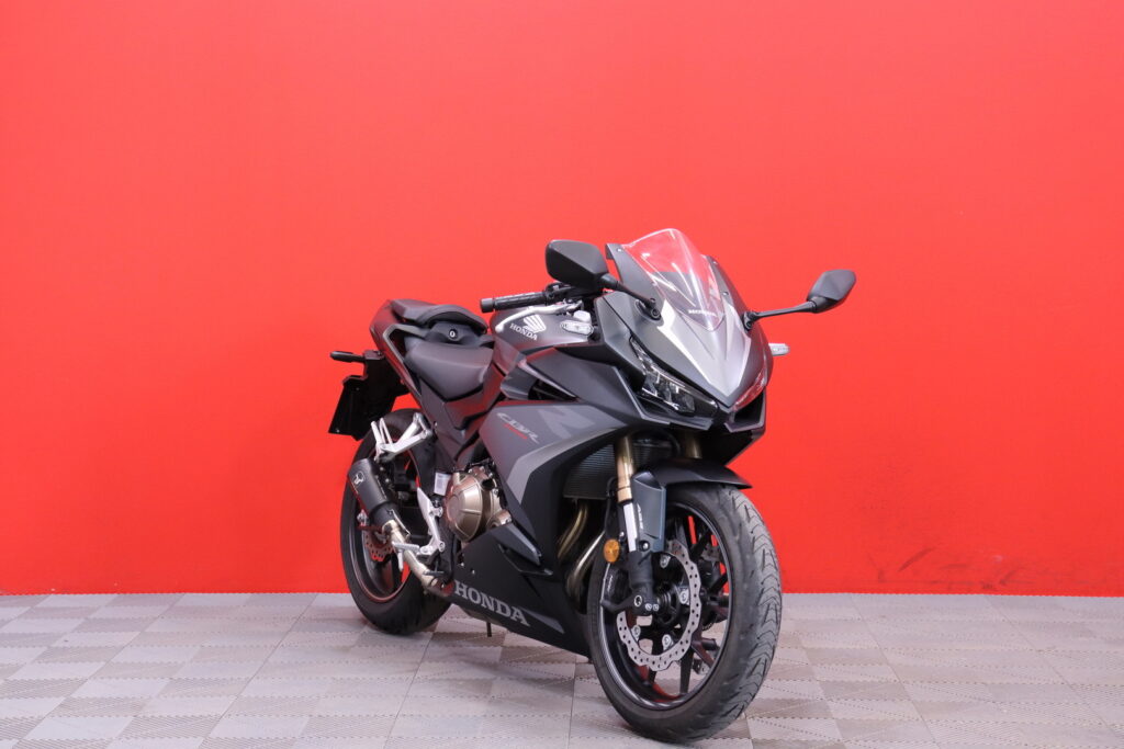 HONDA - CBR - 500R // 1.om Suomi-pyörä / A2 / IXRace / ABS // HONDA - CBR - 500R // 1.om Suomi-pyörä / A2 / IXRace / ABS // - Moottoripyörä