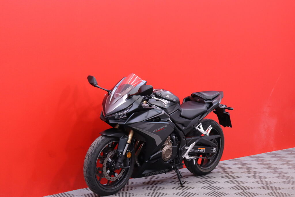 HONDA - CBR - 500R // 1.om Suomi-pyörä / A2 / IXRace / ABS // HONDA - CBR - 500R // 1.om Suomi-pyörä / A2 / IXRace / ABS // - Moottoripyörä