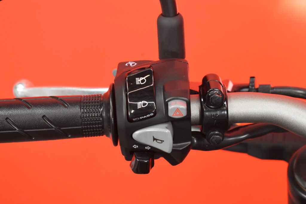 tuotekuva-Honda-CB-18-IJP-2026-04-08-153606-19 tuotekuva-Honda-CB-18-IJP-2026-04-08-153606-19