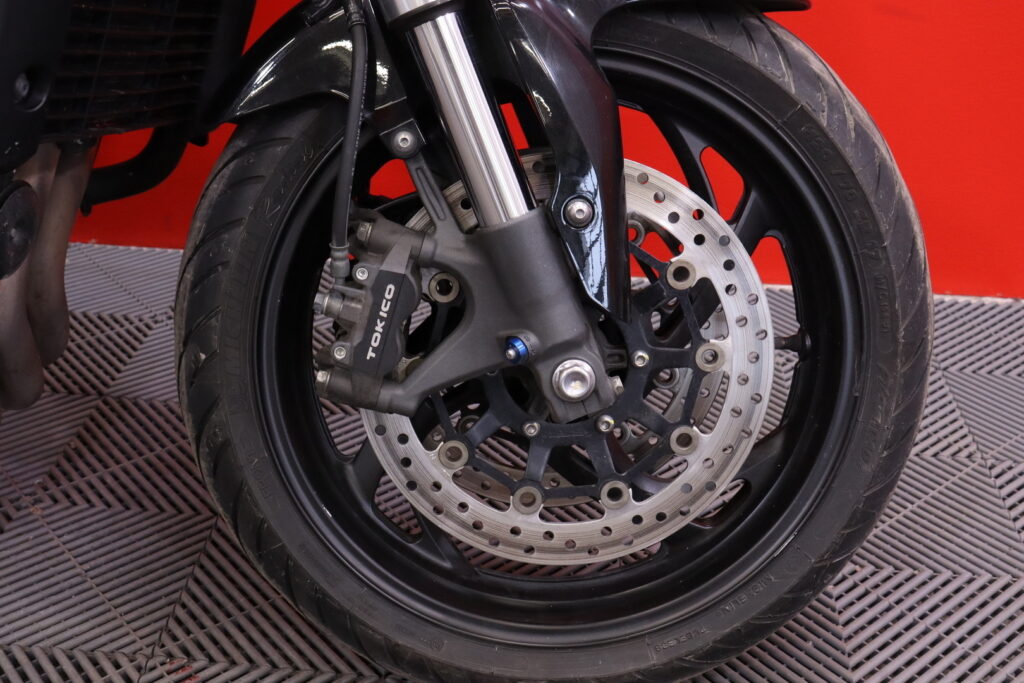 Honda - CB - 1000R // Suomi-pyörä / Huoltokirja / Tangonpääpeilit // Honda - CB - 1000R // Suomi-pyörä / Huoltokirja / Tangonpääpeilit // - Moottoripyörä