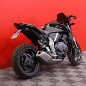 Honda - CB - 1000R // Suomi-pyörä / Huoltokirja / Tangonpääpeilit // - Moottoripyörä