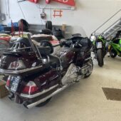 Honda - GL - 1800 GoldWing / Juuri saapunut! // Supervarusteet! / Airbag / Navi / Vakkari / Pakki / Radio // - Moottoripyörä