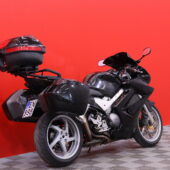 Honda - VFR - 800 VTEC // SC-project / 3x-laukut / Huollettu / Myydään huutokaupat.com // - Moottoripyörä