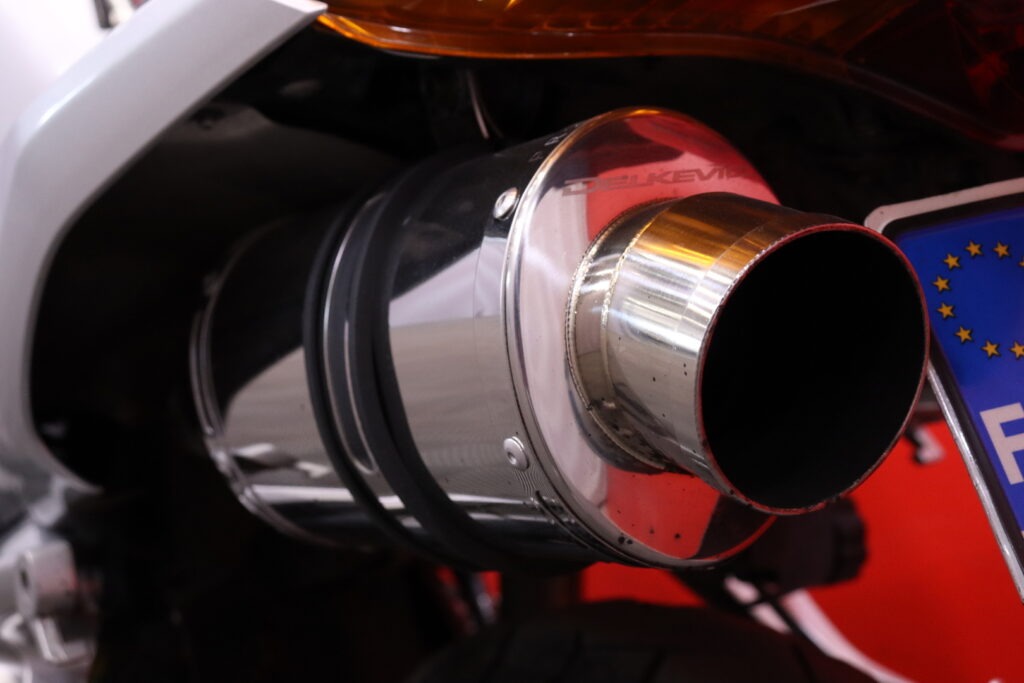 Honda - VFR - 800 FI // Juuri saapunut! / Delkevic / DCBS / Xenon / Kahvanlämmittimet / ABS // Honda - VFR - 800 FI // Juuri saapunut! / Delkevic / DCBS / Xenon / Kahvanlämmittimet / ABS // - Moottoripyörä