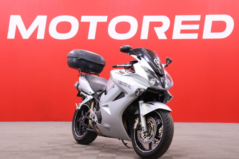 Honda - VFR - 800 VTEC ABS // Huoltokirja / Delkevic / DCBS / Xenon / Kahvanlämmittimet / ABS // - Moottoripyörä