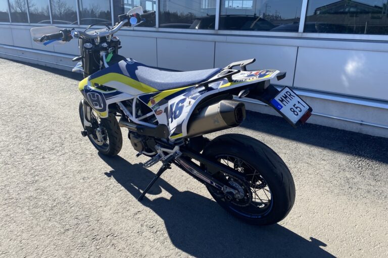 Husqvarna - 701 - // Juuri saapunut! / Akrapovic / Tyylikäs / TC / ABS // - Moottoripyörä