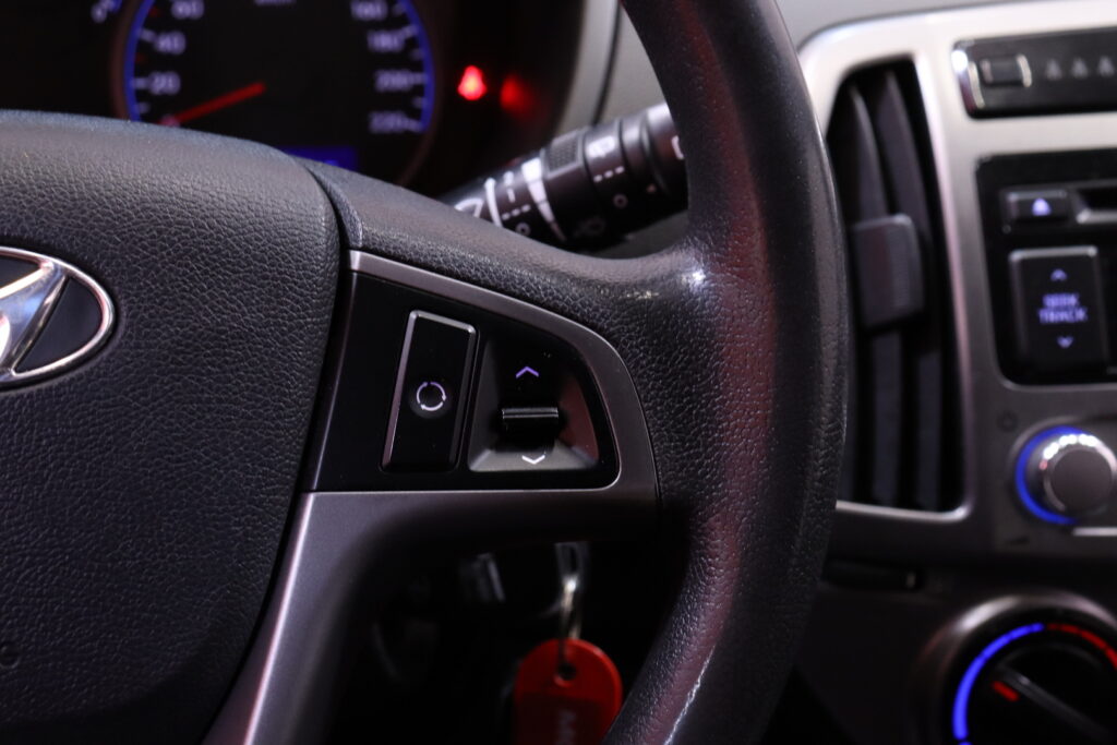 Hyundai - i20 - 5d 1,2 5MT Classic Hyundai - i20 - 5d 1,2 5MT Classic - Viistoperä