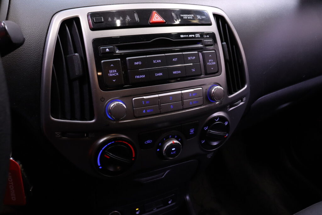 tuotekuva-Hyundai-i20-BSA-880-2026-04-28-152014-17 tuotekuva-Hyundai-i20-BSA-880-2026-04-28-152014-17