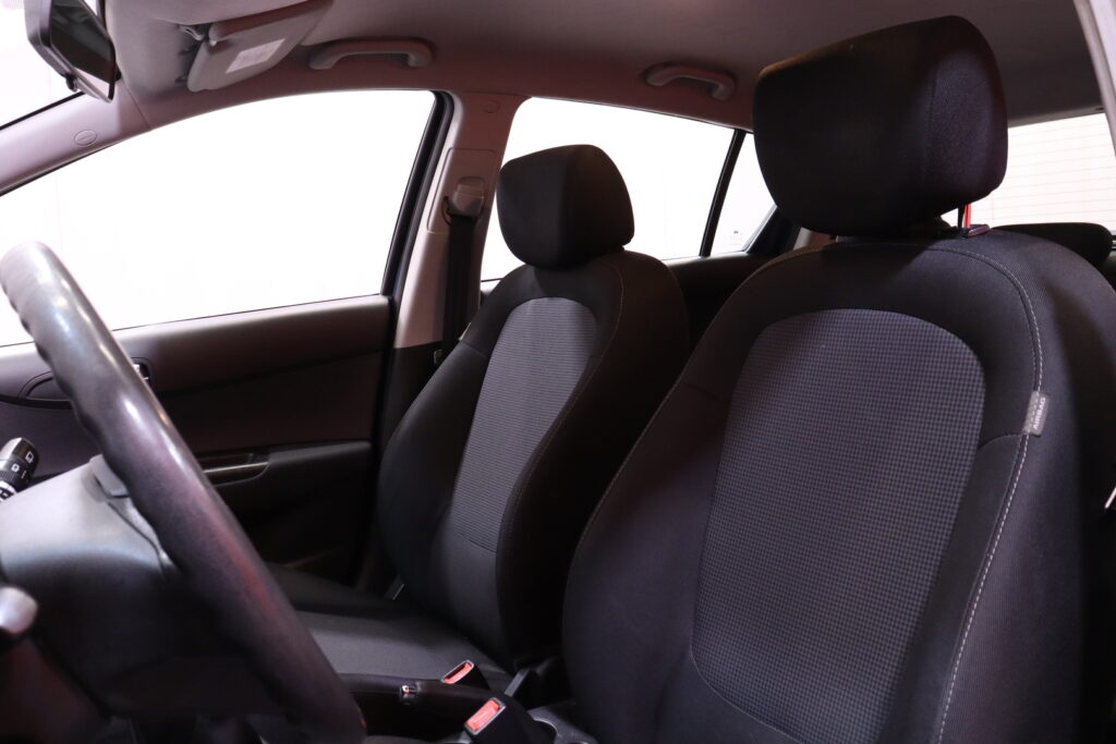 Hyundai - i20 - 5d 1,2 5MT Classic Hyundai - i20 - 5d 1,2 5MT Classic - Viistoperä