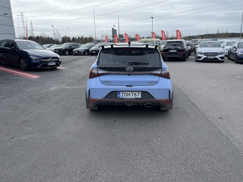 Hyundai - i20 - 1.6 T-GDI 204 hv 6MT // 1. om Suomi-auto / Peruutuskamera / Digimittaristo / Ratin lämmitin / 2x renkaat ja vanteet // Hyundai - i20 - 1.6 T-GDI 204 hv 6MT // 1. om Suomi-auto / Peruutuskamera / Digimittaristo / Ratin lämmitin / 2x renkaat ja vanteet // - Viistoperä