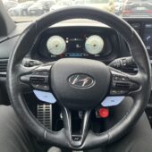 Hyundai - i20 - 1.6 T-GDI 204 hv 6MT // 1. om Suomi-auto / Peruutuskamera / Digimittaristo / Ratin lämmitin / 2x renkaat ja vanteet // - Viistoperä